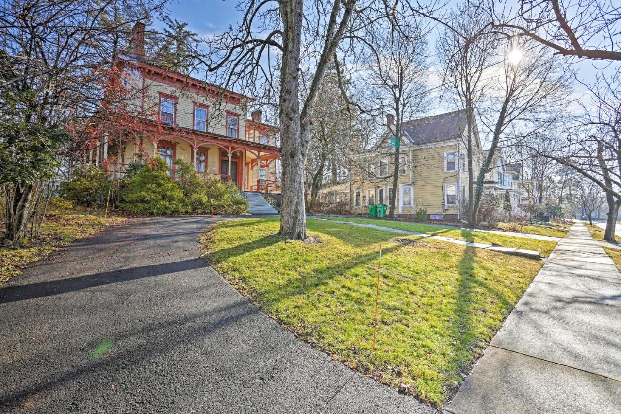 Historic Poughkeepsie Apt - Walkable Location Exterior photo