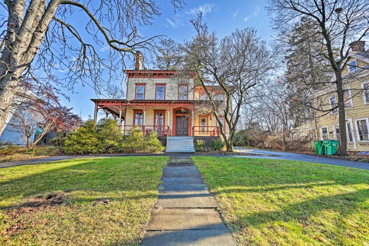 Historic Poughkeepsie Apt - Walkable Location Exterior photo